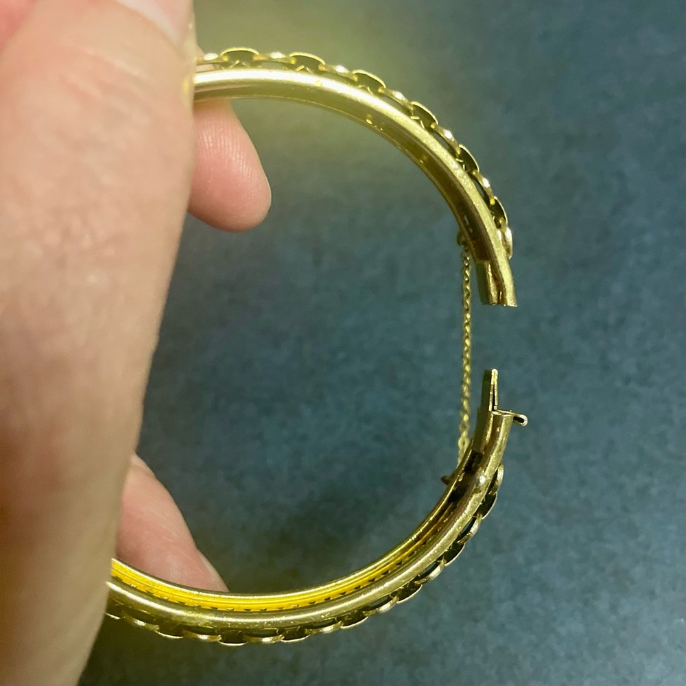 ☀️SOLD☀️Railroad Track Gold Tone Mid Century Clamper Bracelet - Picture 4 of 6